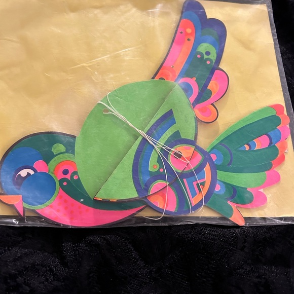 VTG Paper Honeycomb Hanging Bird decoration. Made in West Germany. Sealed. - Picture 1 of 10